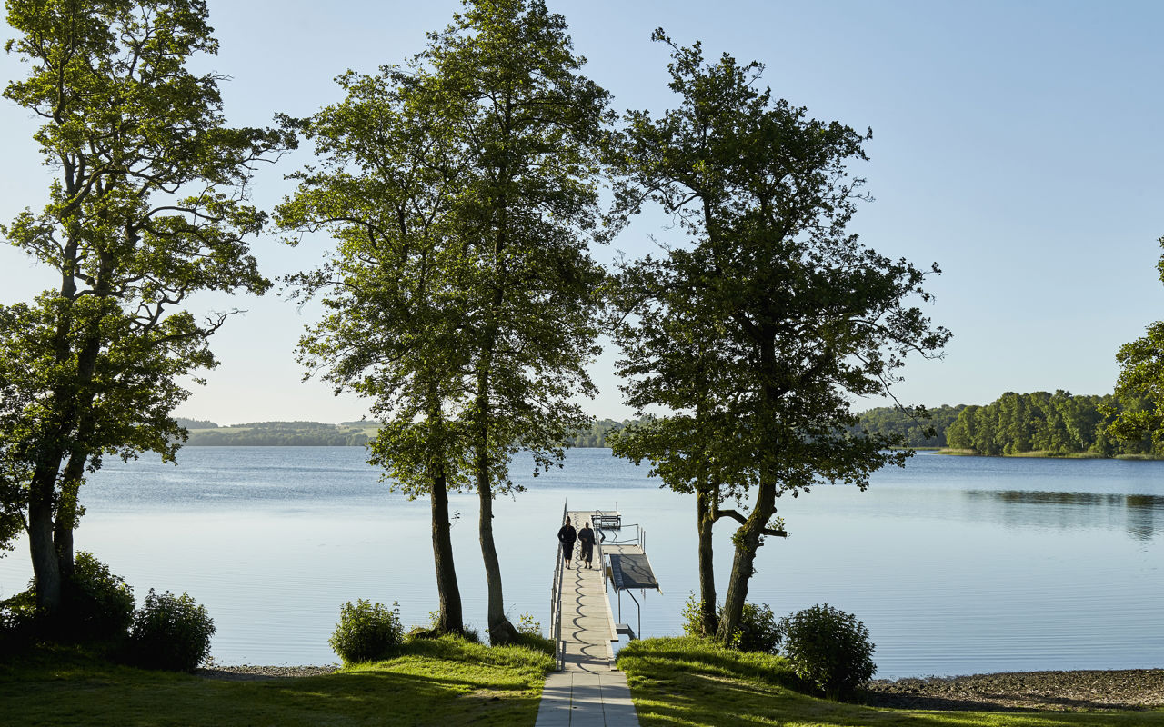 Badebro ved Fussing sø