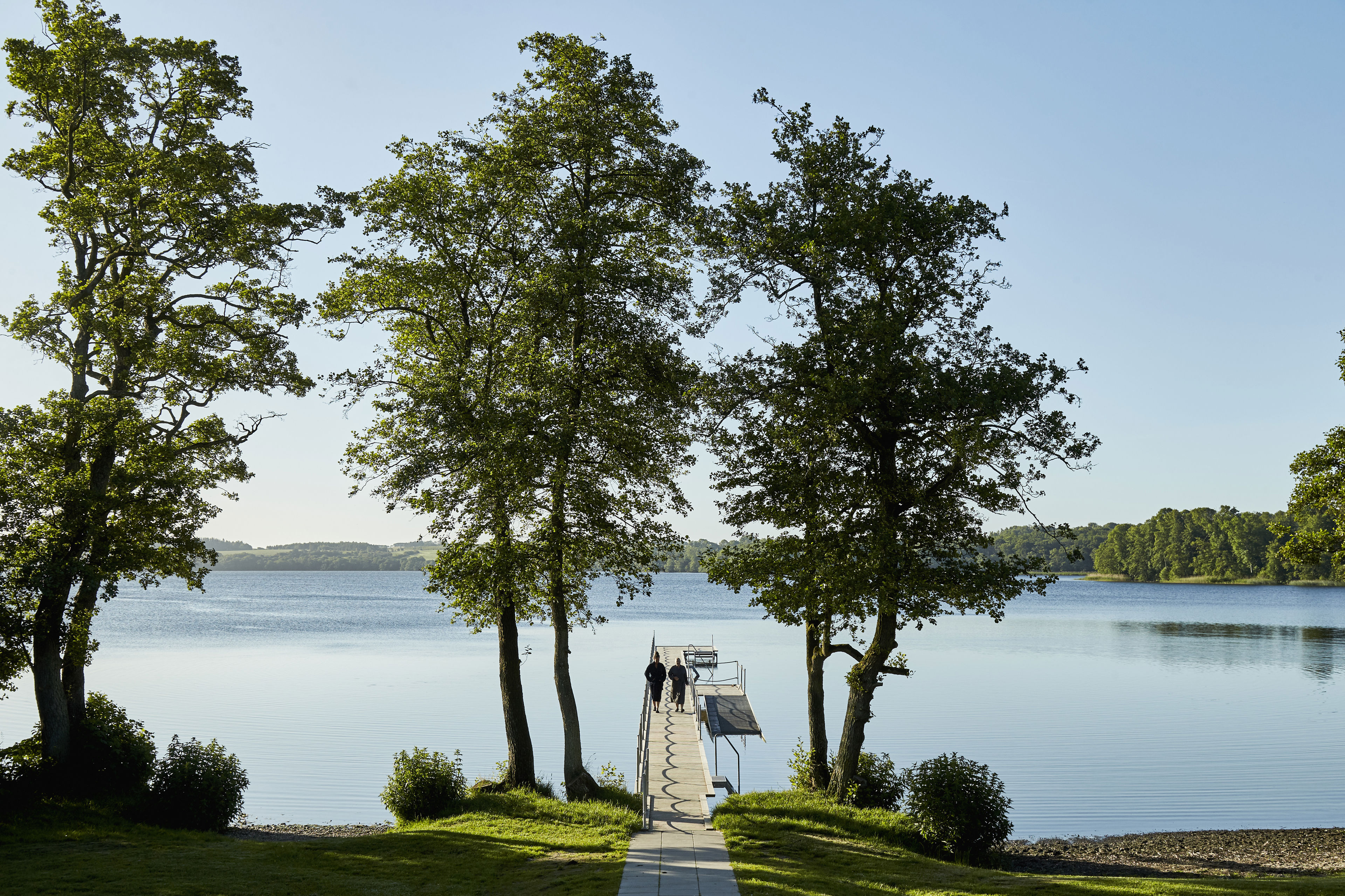 Badebro ved Fussing sø