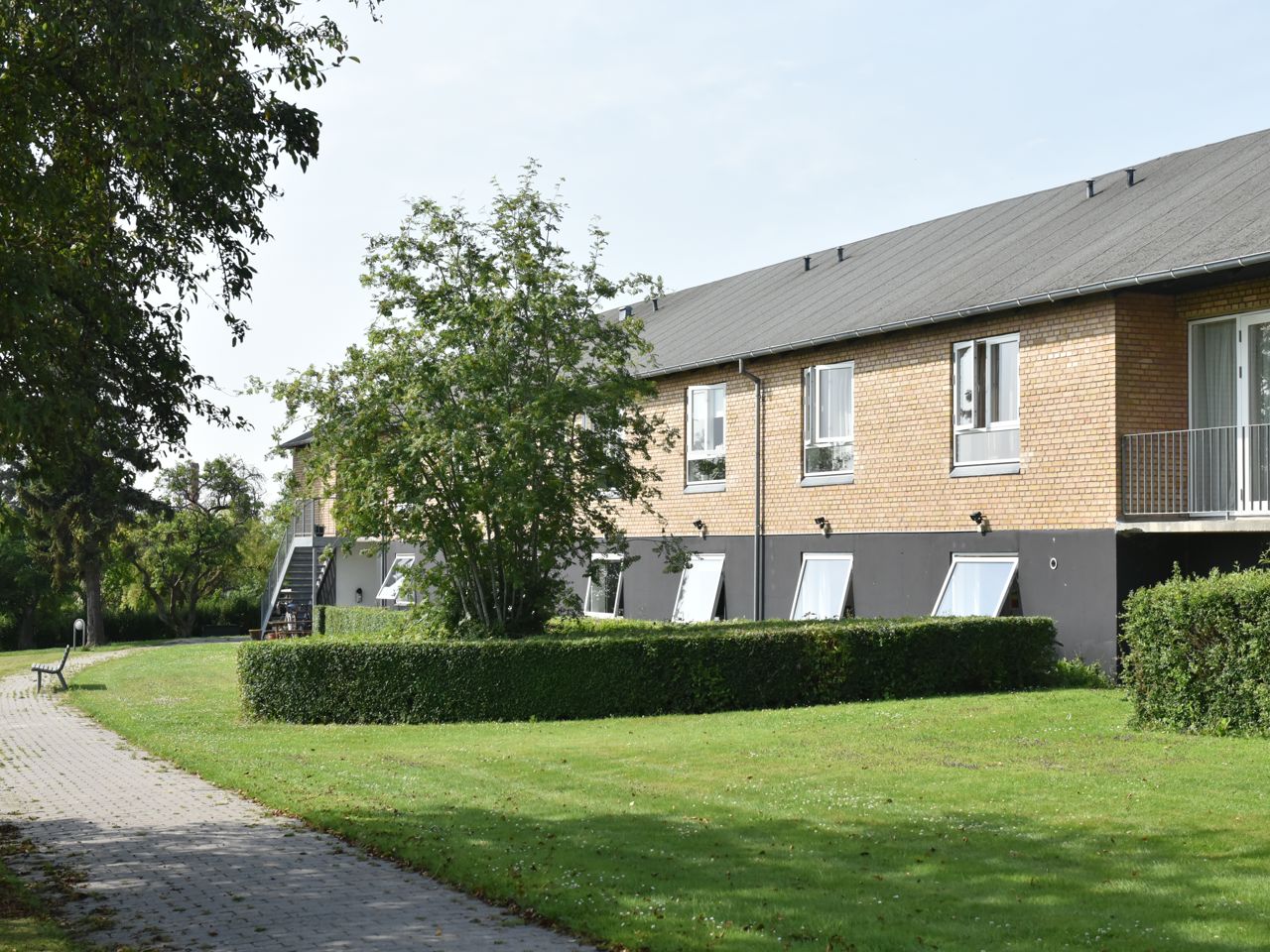 Have og udeareal hos Dronningborg Plejecenter